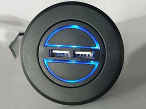 Bouton poussoir à double USB TS23